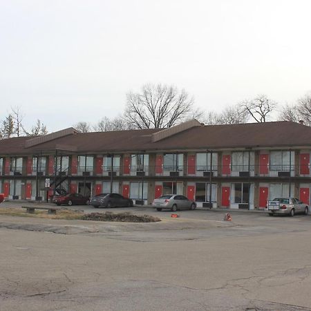Red Carpet Inn - Louisville Eksteriør bilde