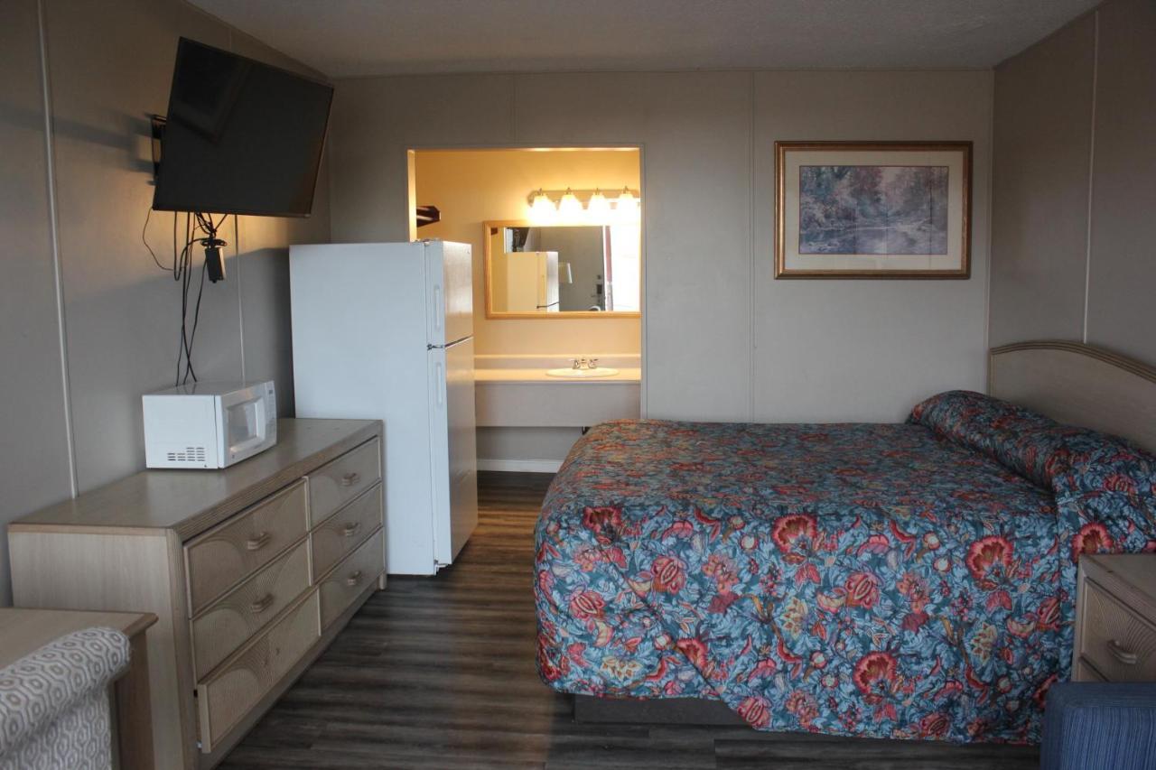 Red Carpet Inn - Louisville Eksteriør bilde