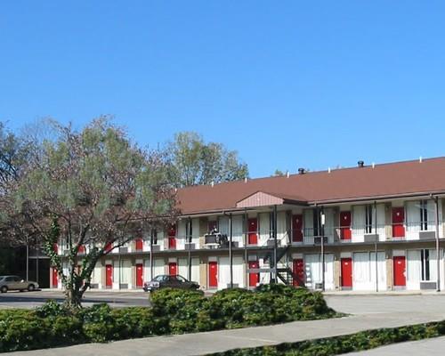 Red Carpet Inn - Louisville Eksteriør bilde